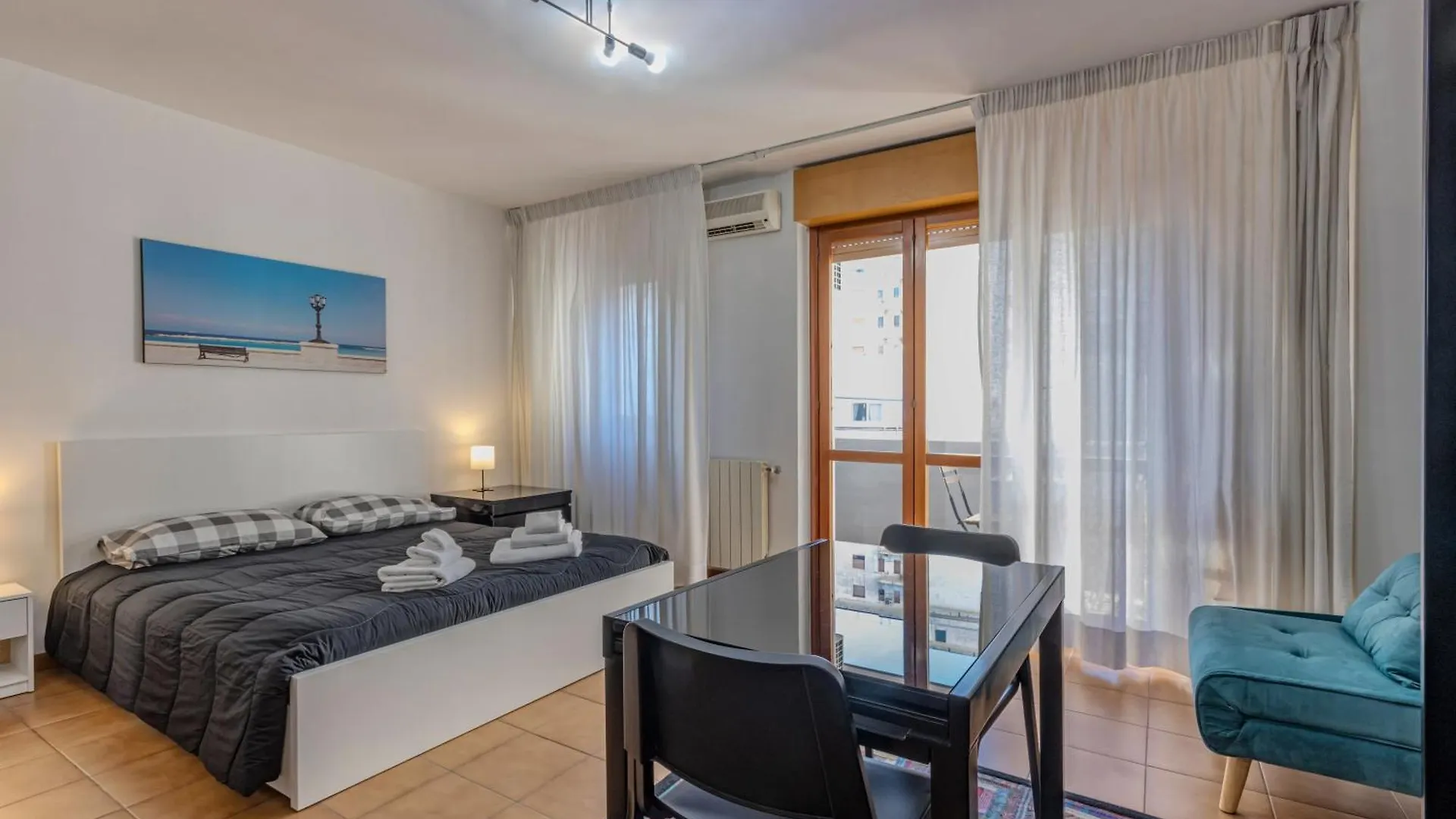 Andrea'S Home Bari